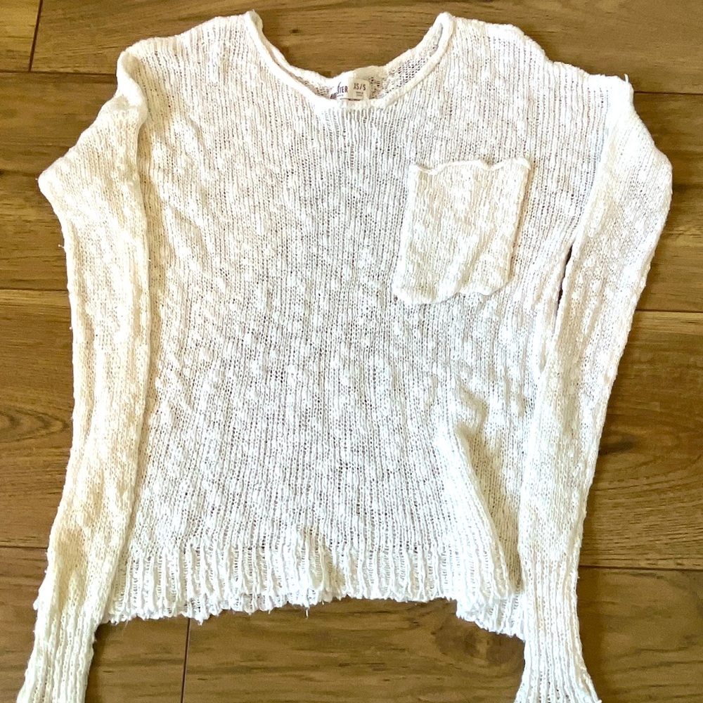 Whit sweater from Hollister in a size xs/s